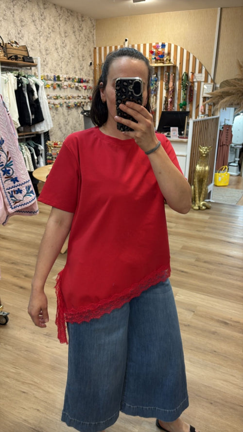 CAMISETA ASIMETRICA ENCAJE