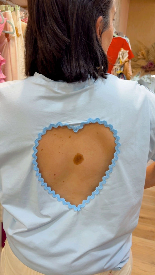 CAMISETA ESPALDA CORAZON COLORES