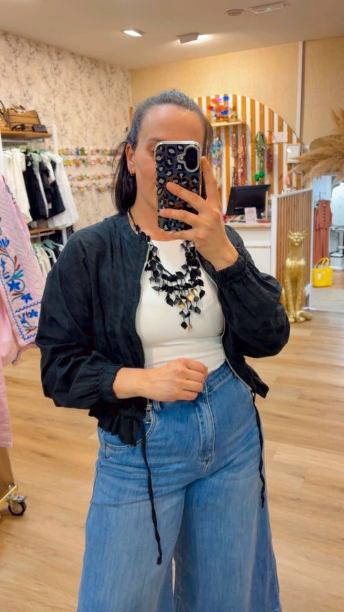 BOMBER CORA