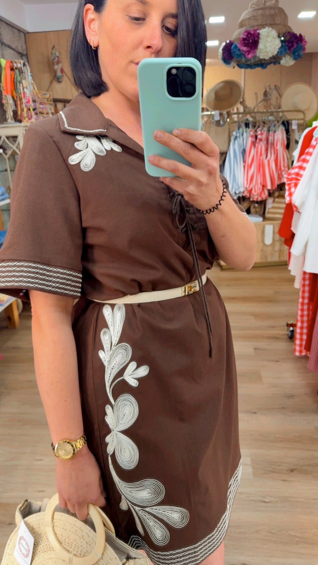 VESTIDO BORDADO CONIL