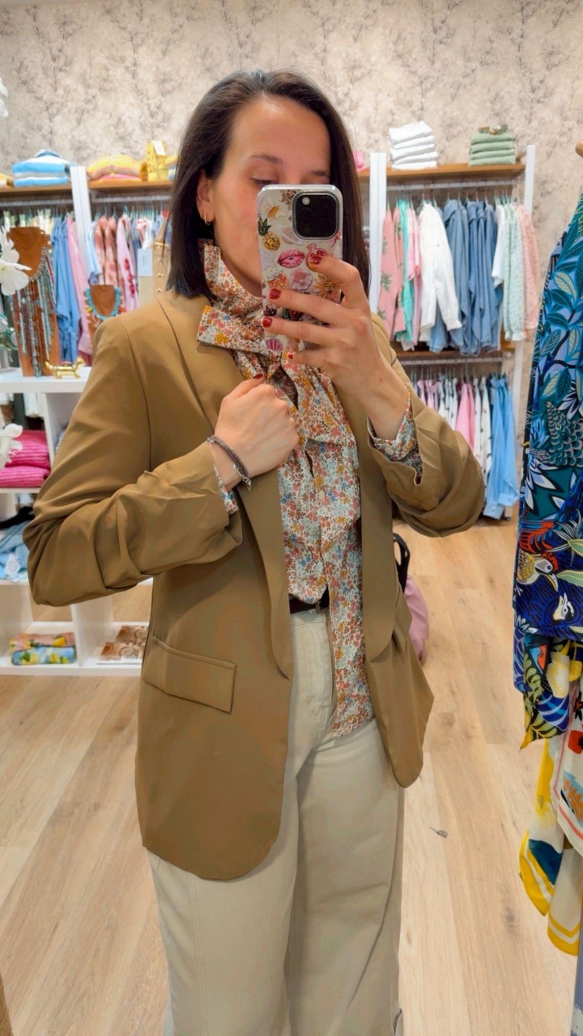 BLAZER MANGA FRUNCIDA PREMIUM