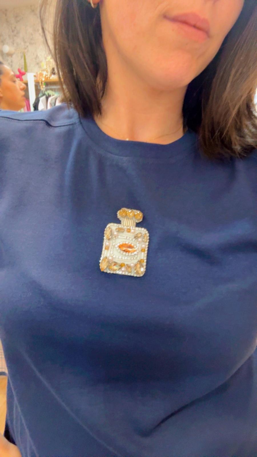 CAMISETA PERFUME